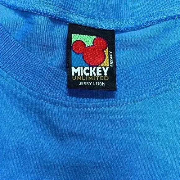 Vintage Mickey Mouse tshirt size large - Picture 3 of 9